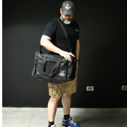 Mochila Deportiva Maleta Viaje Grande Gym Entrenamiento Laptop Ropa Cámara Zapatos Hombre Mujer Repelente Agua 10 Espacios Para 3 Tenis 46 lts Legend Bag