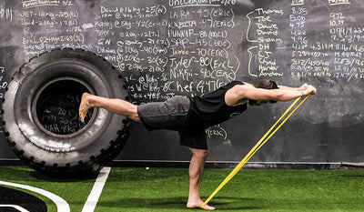10 Ejercicios con las mini bandas para fortalecer tu cuerpo